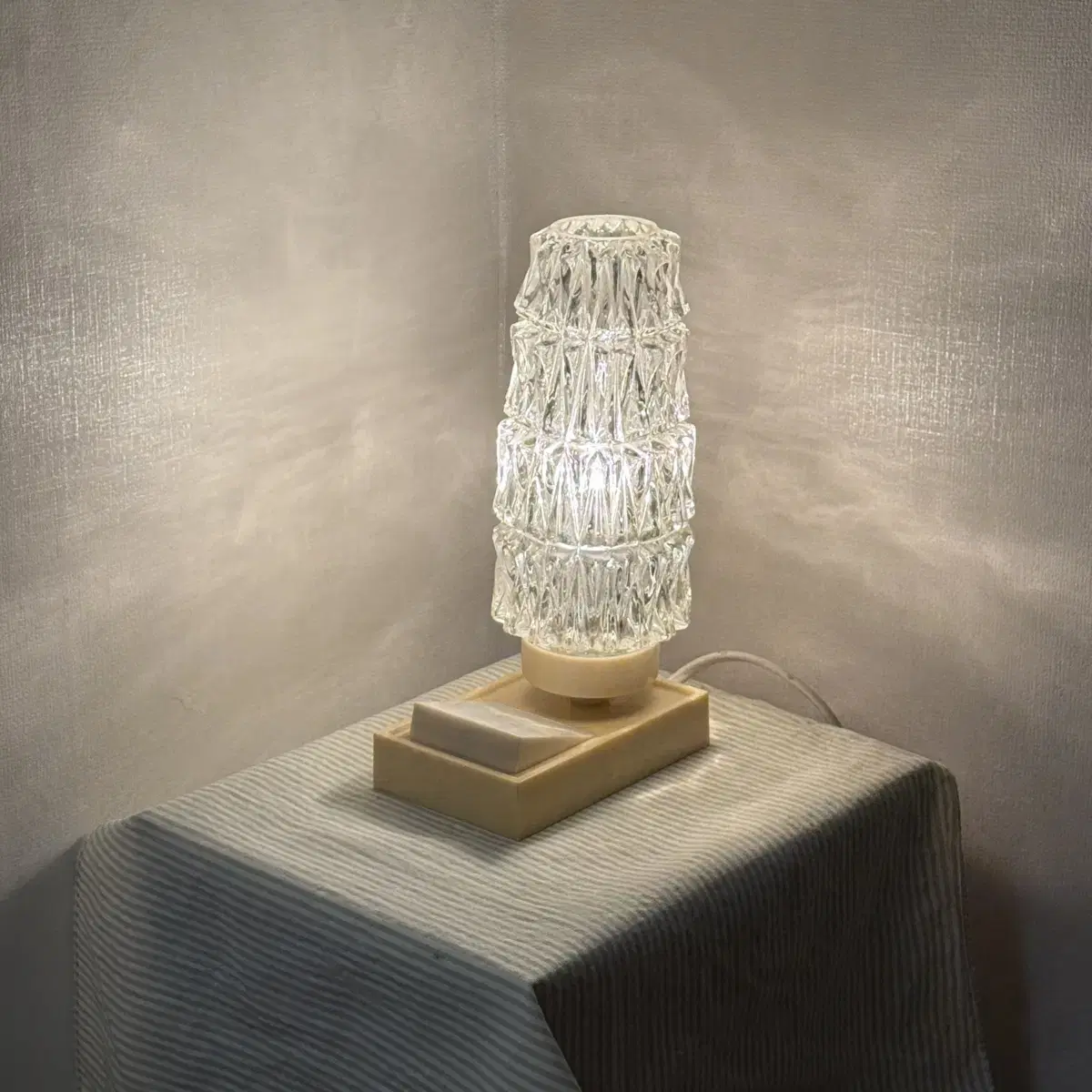 Richard Essig Lamp